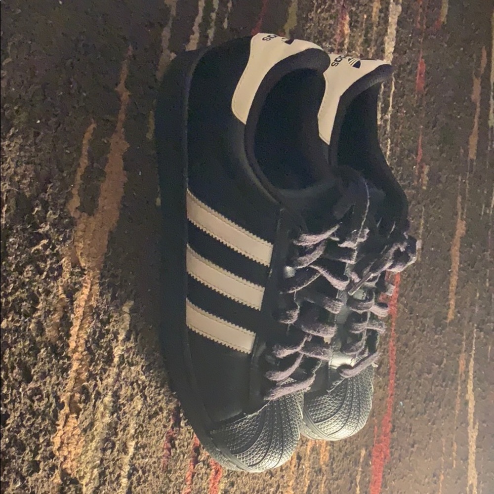 Adidas superstar